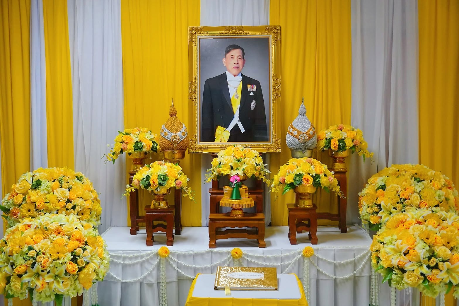 พิธีถวายสัตย์ปฏิญาณเพื่อเป็นข้าราชการที่ดีและพลังของแผ่นดิน เนื่องในโอกาสวันเฉลิมพระชนมพรรษาพระบาทสมเด็จพระเจ้าอยู่หัว 28 กรก