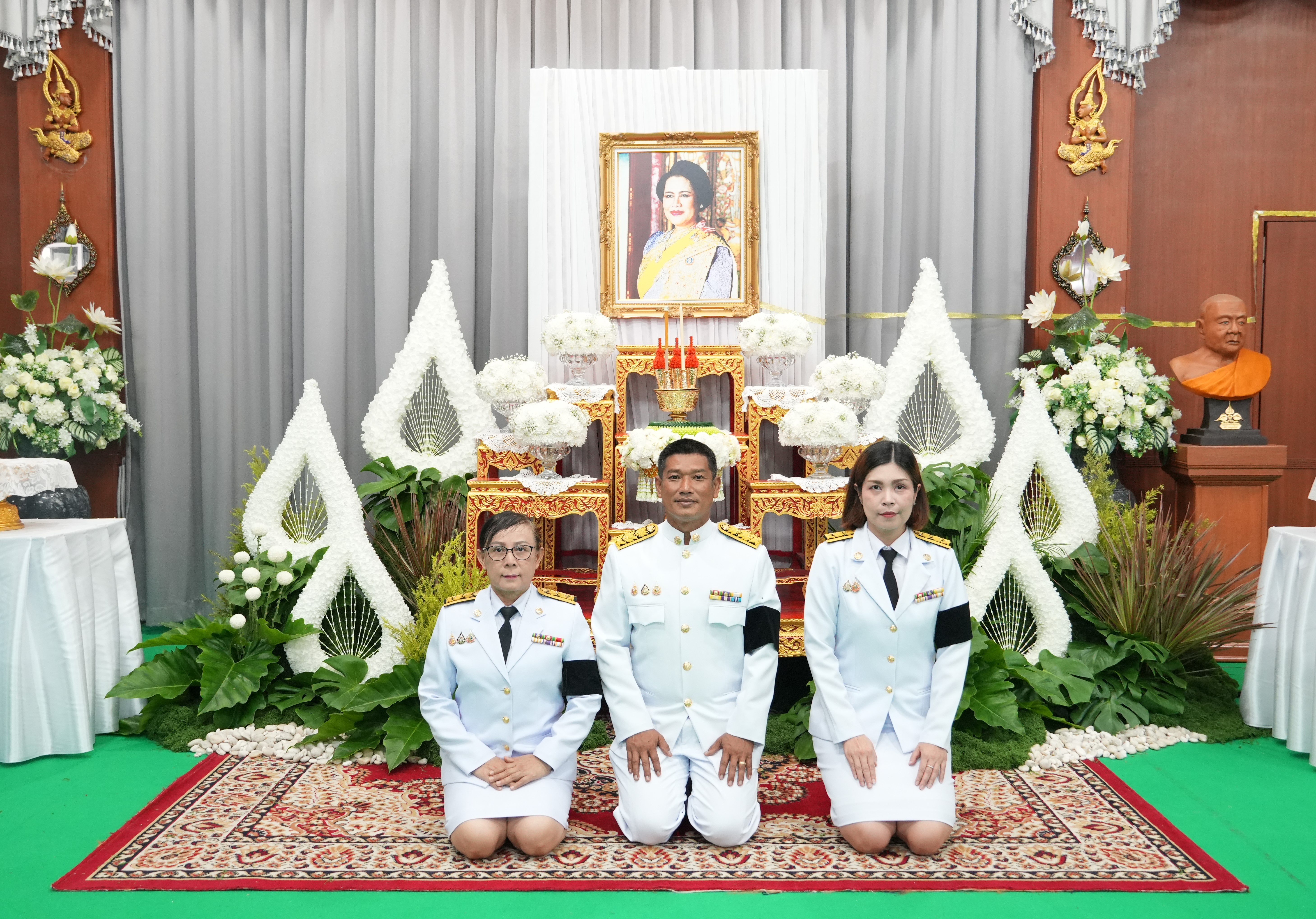 สทล.18 ร่วมพิธีบำเพ็ญกุศลอุทิศถวายและถวายดอกไม้จันทน์ภาคประชาชน เนื่องในวันคล้ายวันสวรรคต ครบรอบ 1 ปี สมเด็จพระนางเจ้าสิริกิต